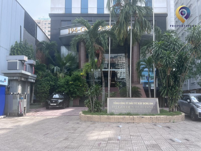 194 Golden Building